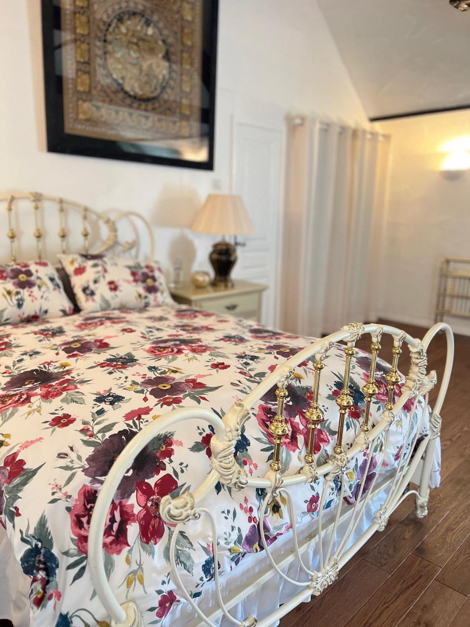 Chez Thomas 7 Route Du Monde Ancien Bed & Breakfast Saint-Georges-D'Aunay Bagian luar foto